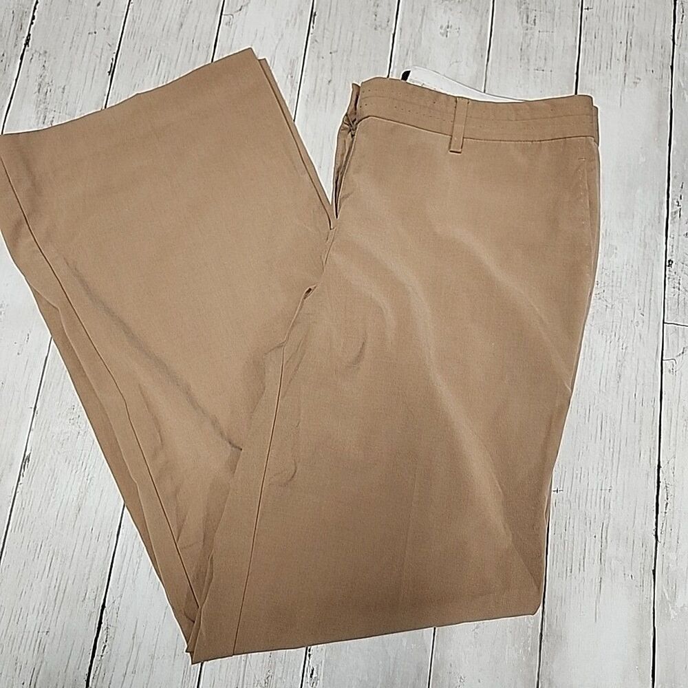 Body By Victoria The Rose Fit Size 10 Loose Flare Pants Coastal Neutral Women's